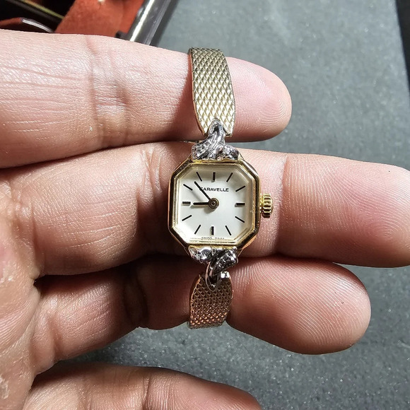 Vntg Caravelle By Bulova Ladies Mechanical Wind Cocktail Watch Gold Tone Working - Picture 1 of 11